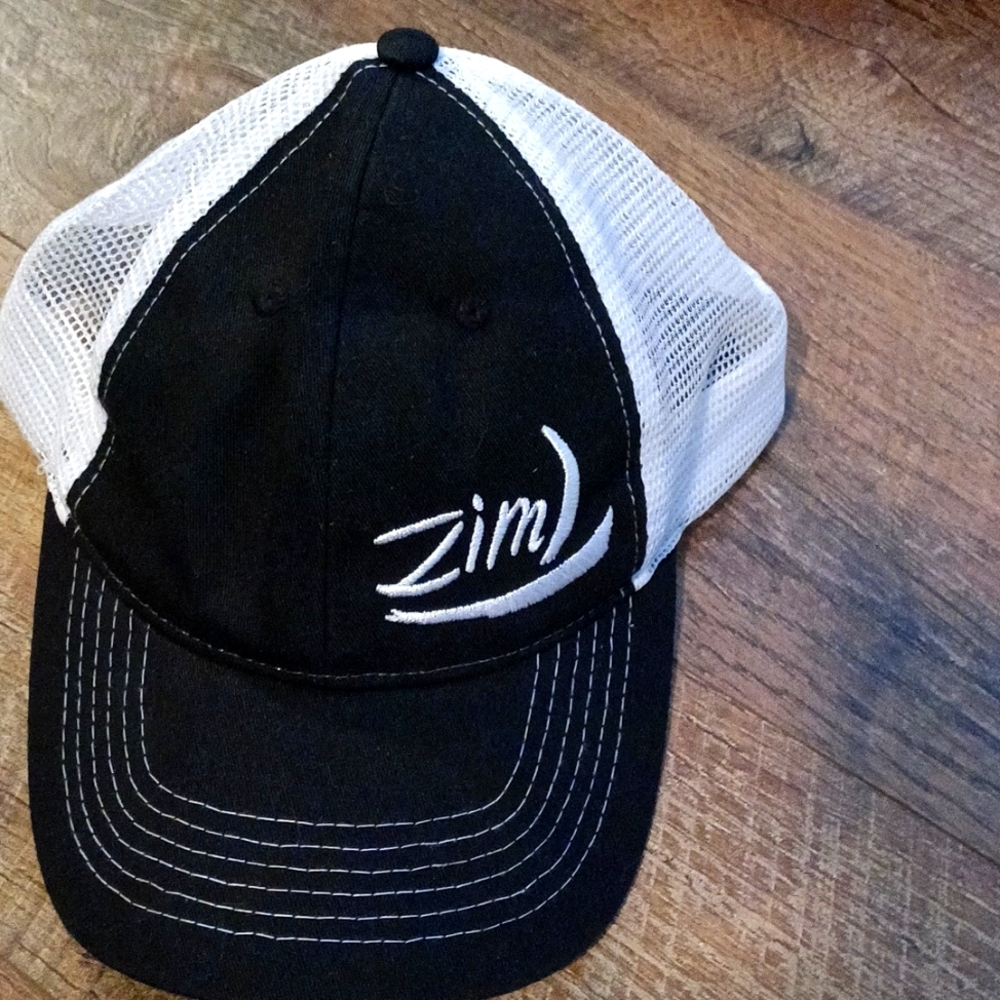 ZIM Ball cap Black trucker style os🖤